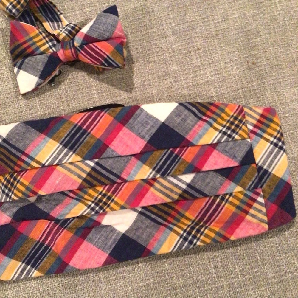Cummerbund & Bow tie plaid Multi-Color Bow Tie and Cummerbund prom homecoming